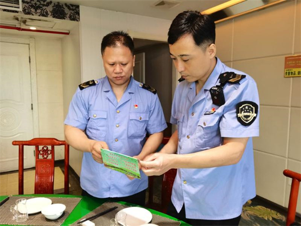 淮南市市场监督管理局开具我市首张“反食品浪费”罚单