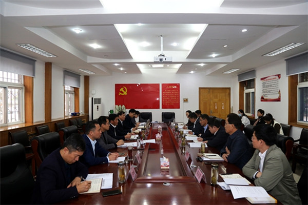淮南市大通区委理论学习中心组学习会议召开