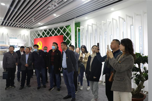 淮南市园区非公企业党建工作现场会召开