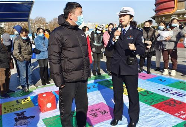 淮南市公举办“守法规知礼让 安全文明出行”系列活动