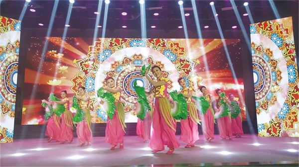淮南：文艺汇演为市民送上文化大餐