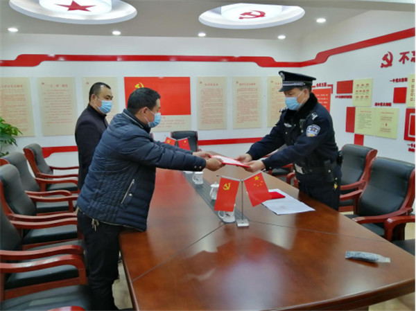 淮南第六中学举行法治副校长聘任仪式
