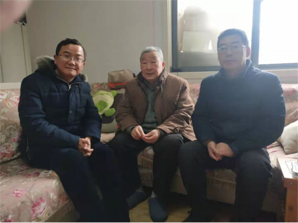 淮南市十六中开展春节慰问活动