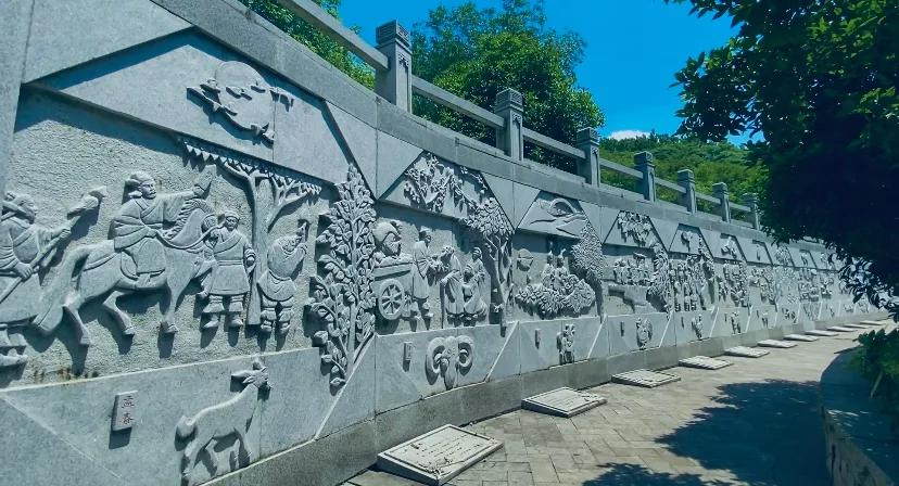 淮南子文化园石刻壁画
