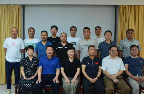 淮南市教体局召开2021年“八一”建军节座谈会