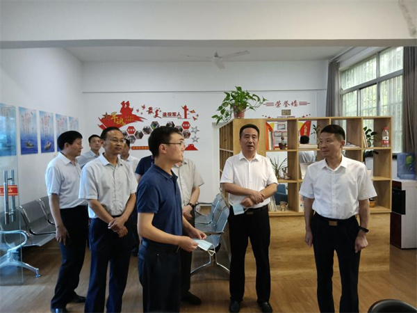 淮南：省退役军人事务厅副厅长高峰深入八公山区山王镇调研指导基层退役军人服务站规范化建设工作