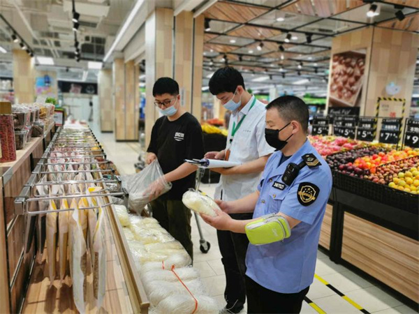 淮南市田家庵区市场监管局护航夏季食品安全