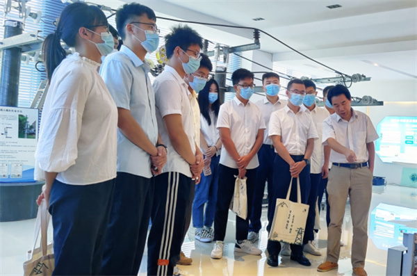 淮南：凝“新”聚力 奋斗的青春最美丽