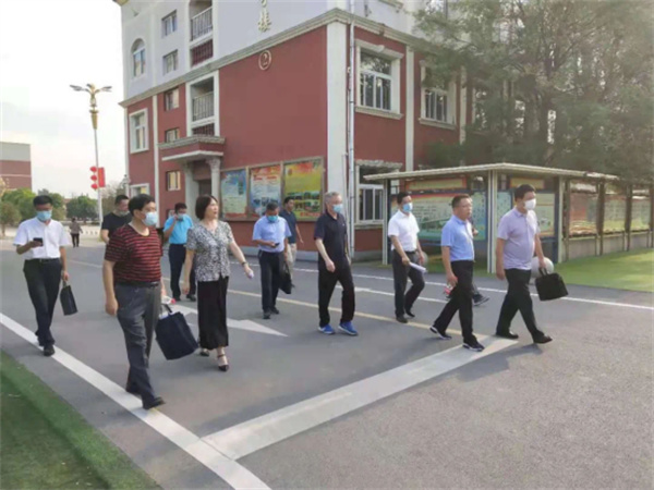 淮南市：邬平川到寿县调研教育工作