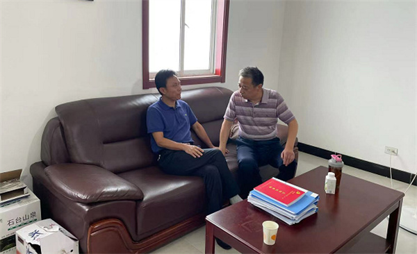 淮南市许林副局长调研指导八公山粮食分局党建工作