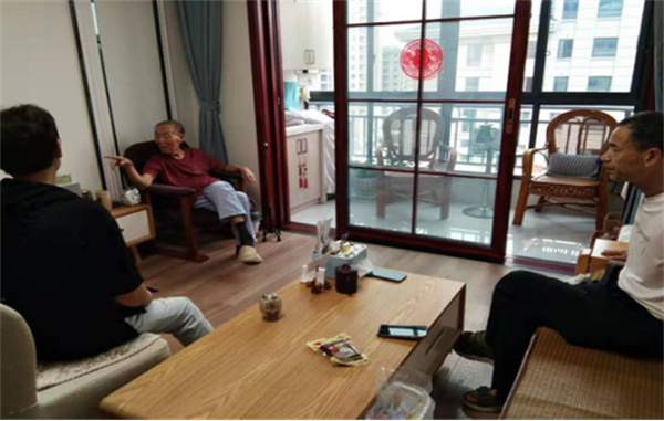 淮南市局离退休第一党支部开展老党员讲党史活动