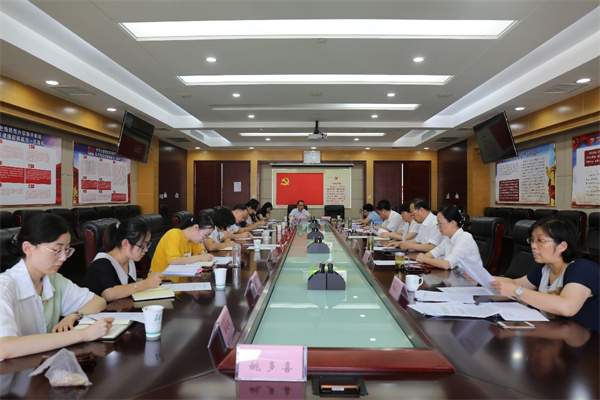 淮南市：顾文以普通党员身份参加市纪委监委机关第一党支部专题组织生活会